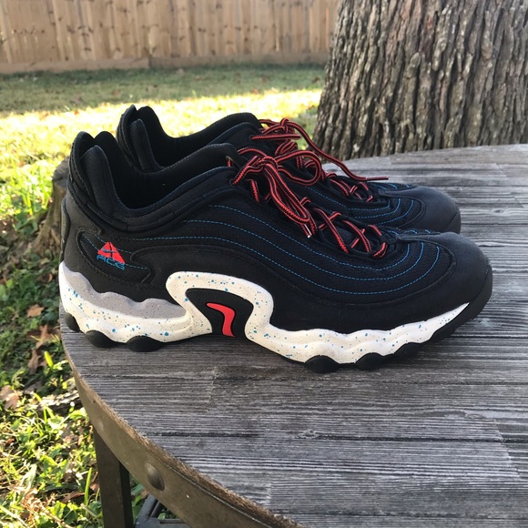 nike acg air skarn